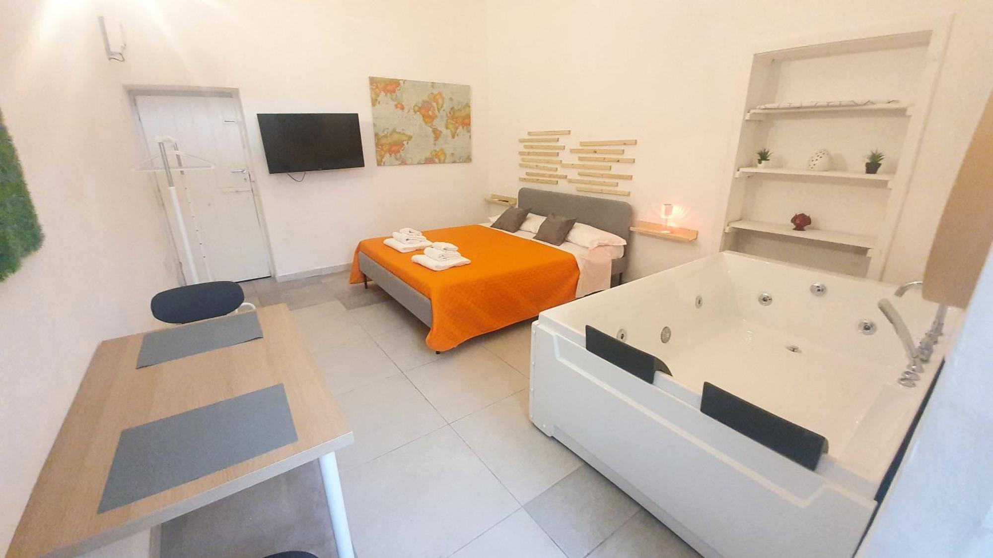 Suite Adriatica Hottube And Sauna Bari Dış mekan fotoğraf